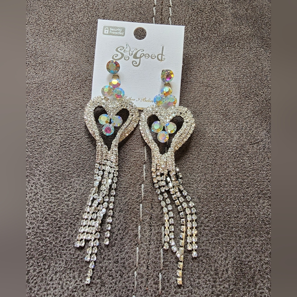 New With Tags So Good Heart Jewelry Sparkling Rhinestone Dangle Earrings 4"
